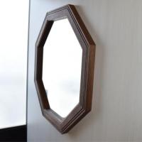 ウォールナット枠の八角ミラー　特大